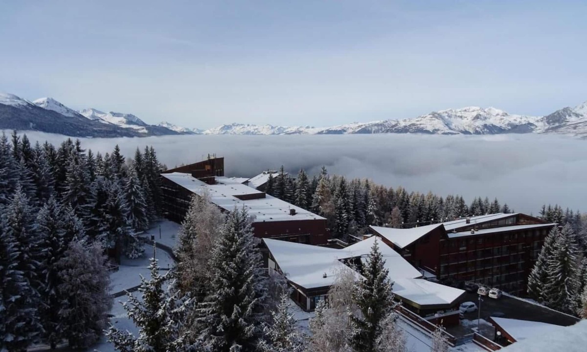 Arc-1800 Apartment | 100m from resort center, 11st floor, view ski slopes, balcony, tv, 25m², Les Arcs