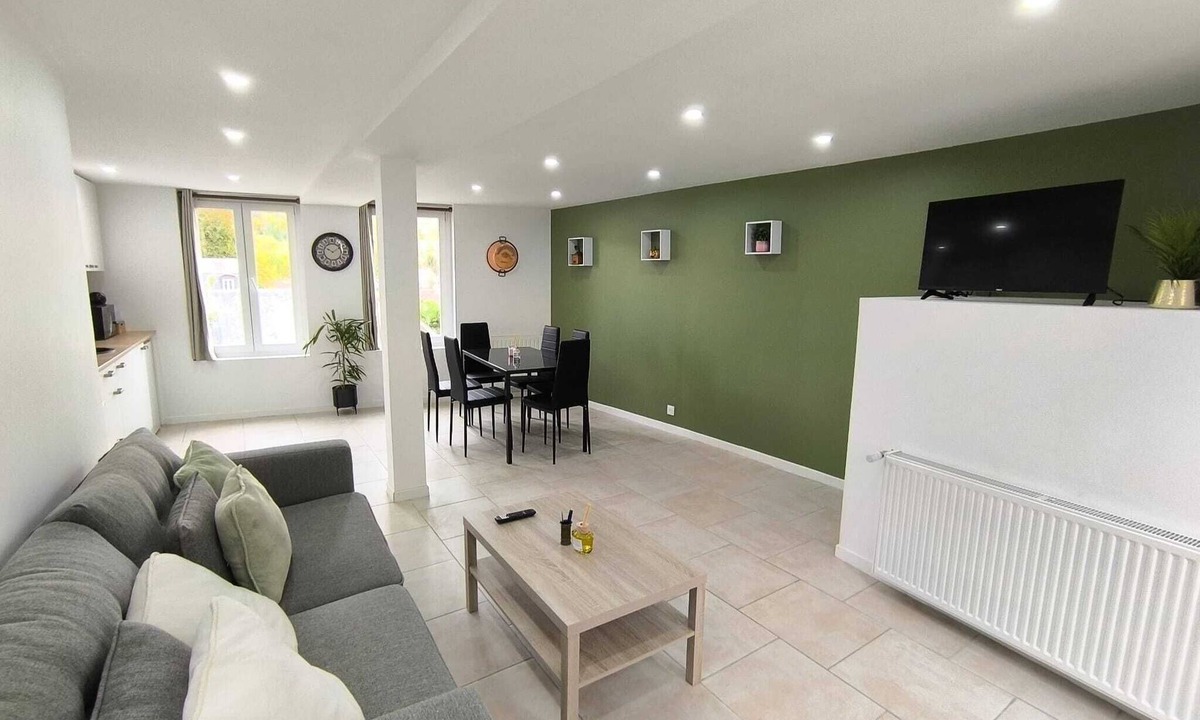 Les Andelys House | 15 minutes from Château Gaillard on foot! Town house ideal for families