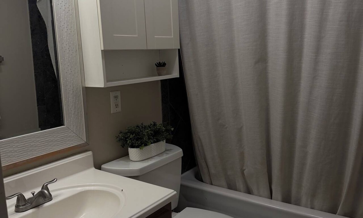 La Vista House | 3-bedroom 2 bathhouse in charming La Vista