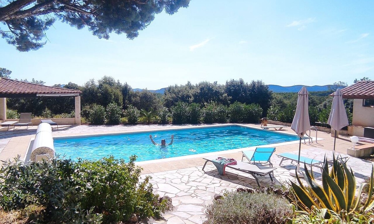 Lorgues House | Air cond. panoramic view, 12x6 swimming pool, diving board, on 2 hectares, quiet