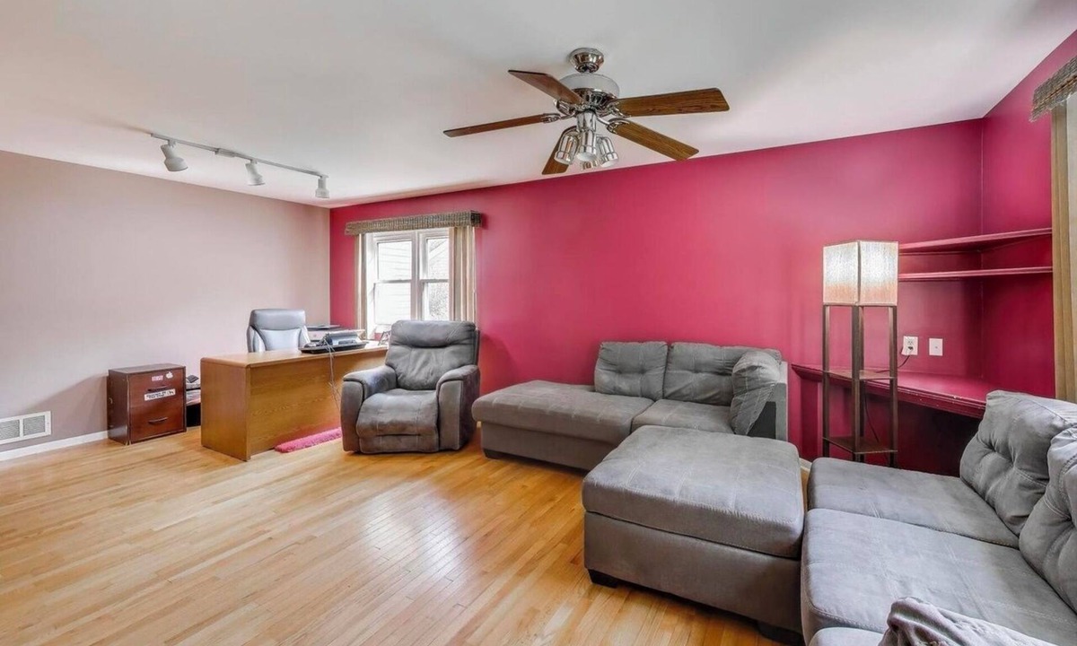 Gurnee House | Awesome 3-bedroom house with AC in charming Gurnee