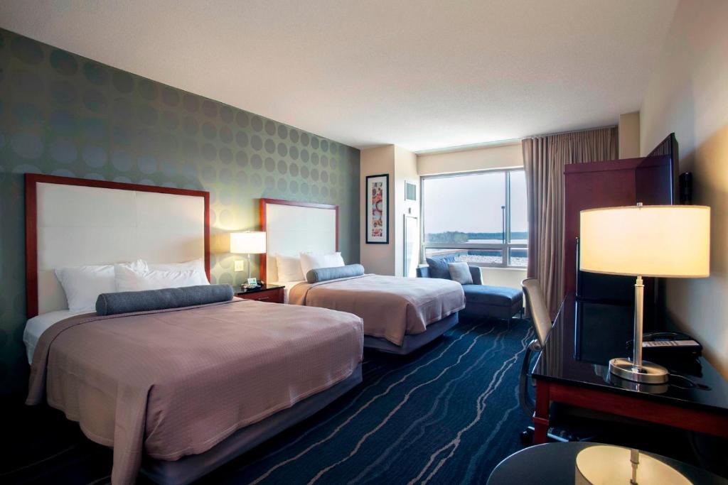 Milan Hotel | Bally's Quad Cities Casino & Hotel