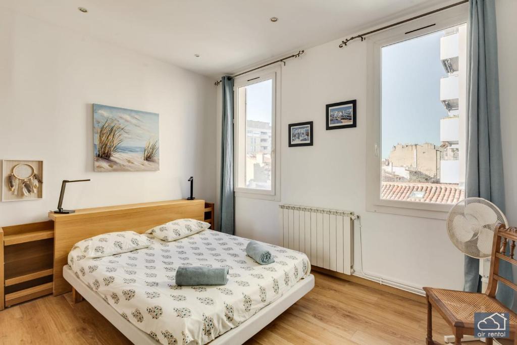 Notre-Dame du Mont Apartment | Beau T2 renovated coeur de ville - COURS JULIENCASTELLANE - Air Rental