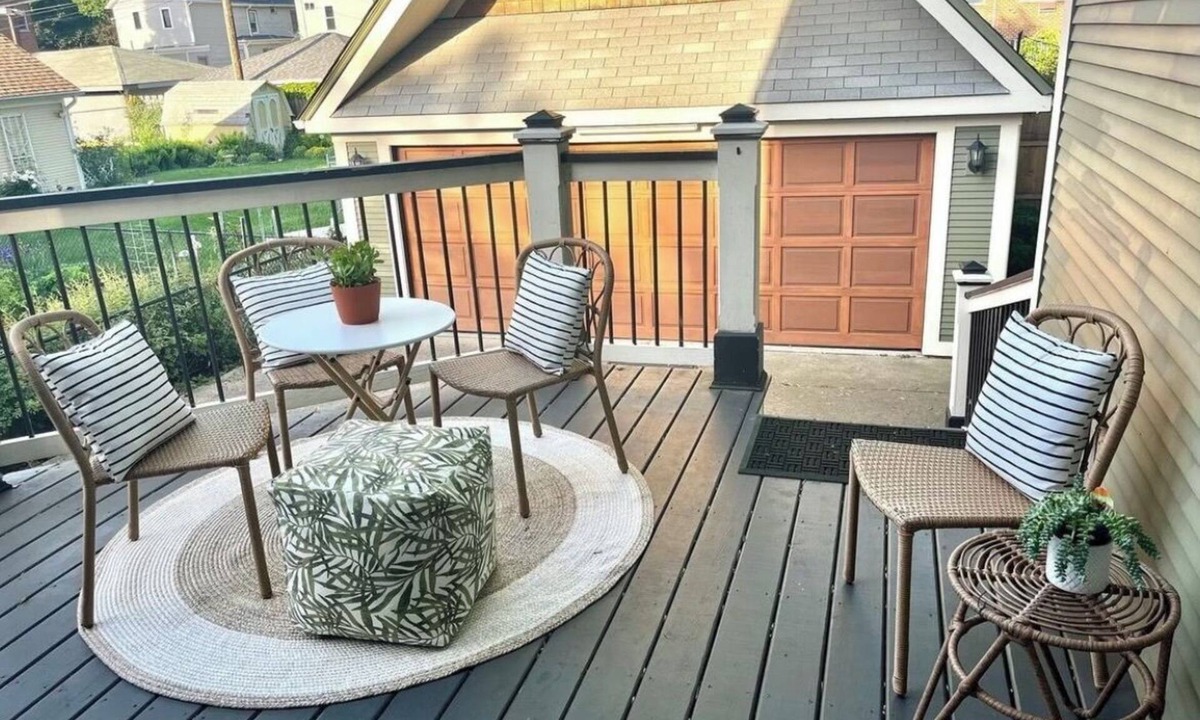 Oak Park House | Beautiful, spacious 5-bedroom house in downtown Oak Park very close to Chicago