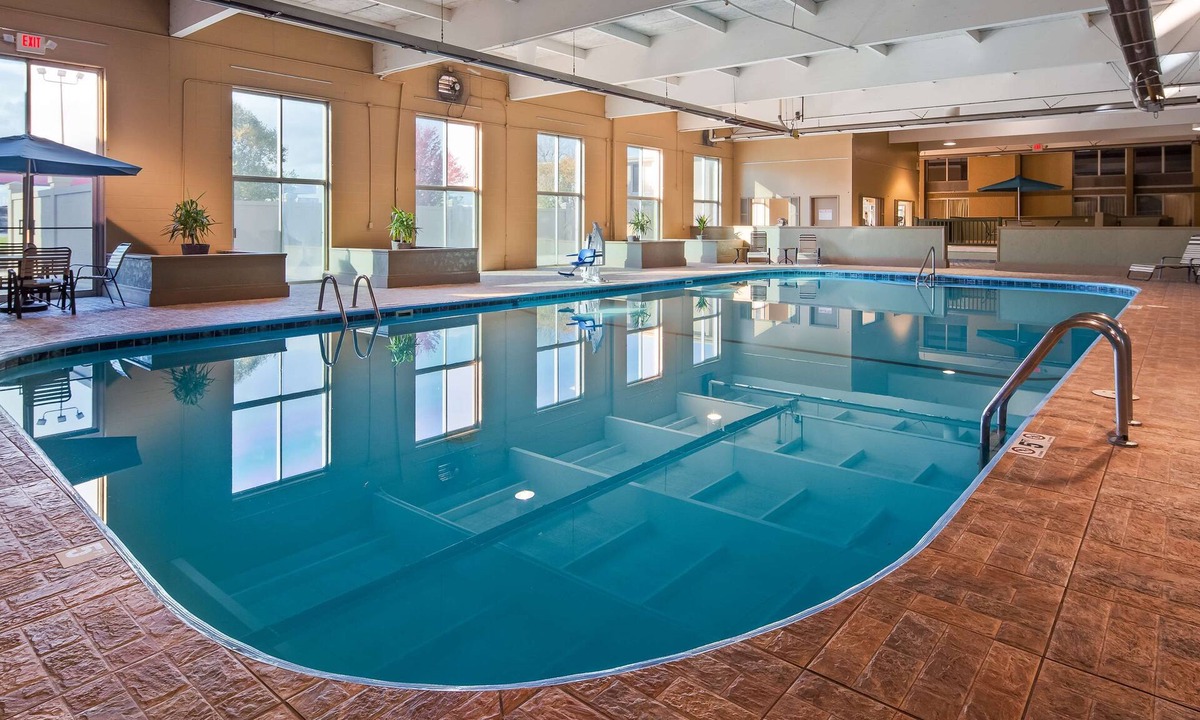 Council Bluffs Hotel | Best Western Crossroads Of The Bluffs