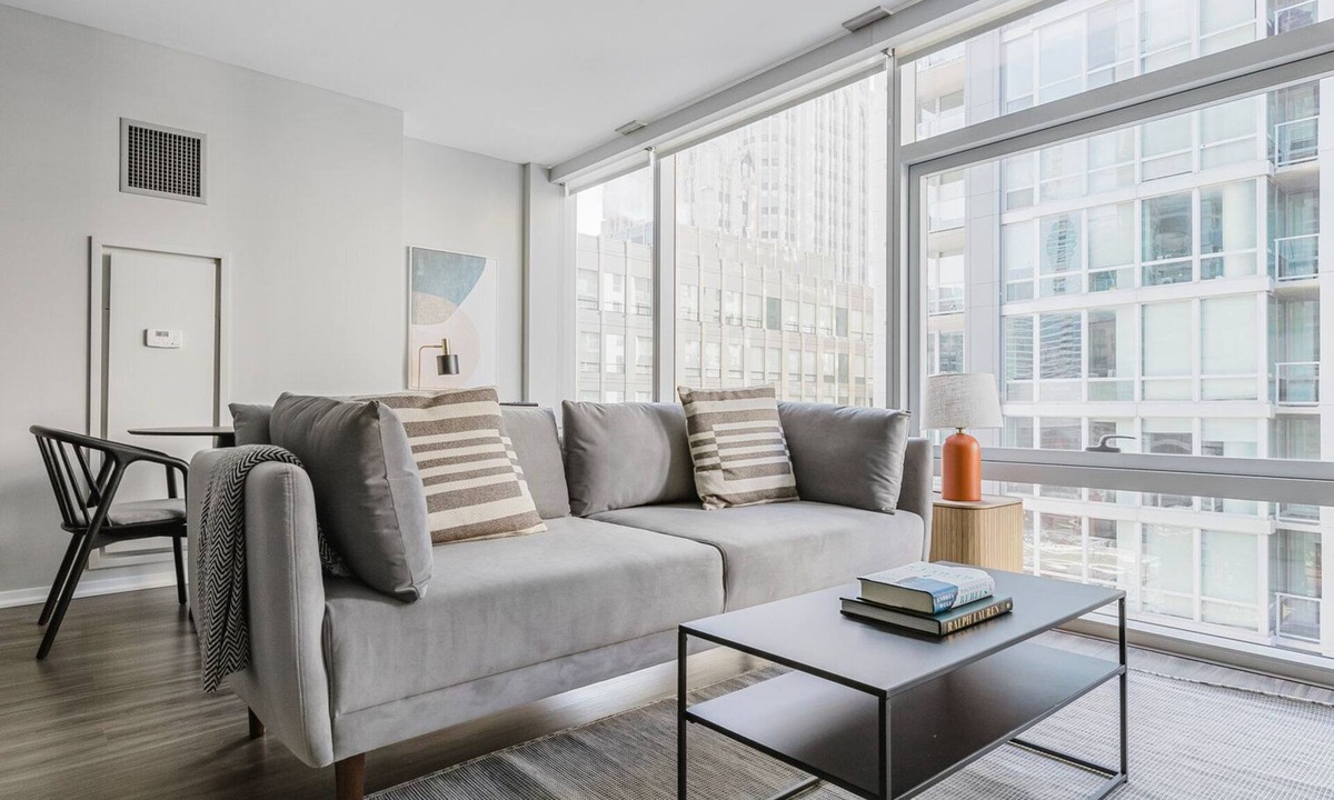 Streeterville Apartment | Blueground | Streeterville, pool & gym, nr Pier