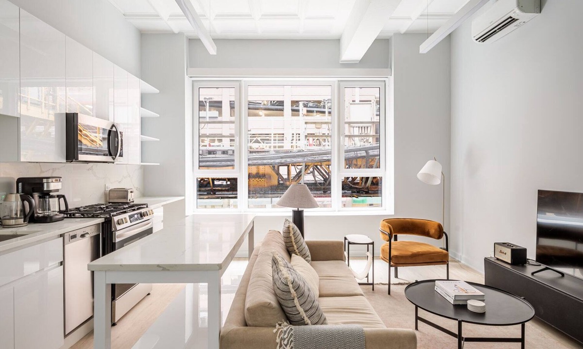 Downtown Chicago Apartment | Blueground | The Loop, elevator, nr Willis Tower