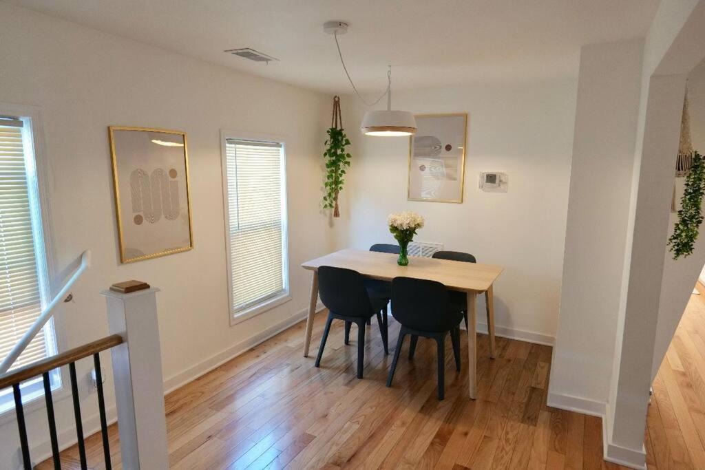 Logan Square Apartment | Boho Bliss - 1Br, 1Bath w/Patio!