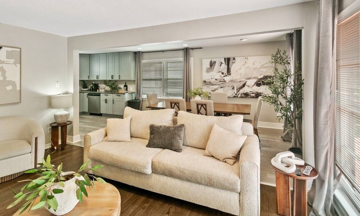 Homewood House | Bright & Cozy Homewood 3 Bed with Arcade Game!