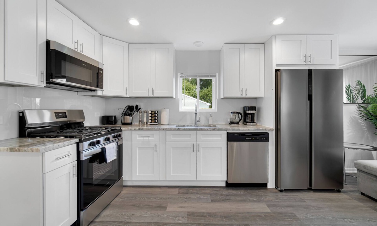 Evanston Apartment | Bright & Modern 2-Story Near Northwestern