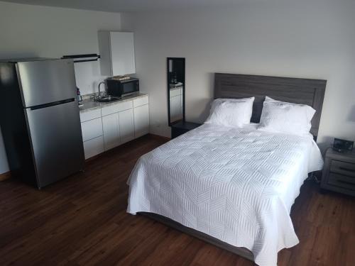 Brevort Hotel | Chapel Hill Motel