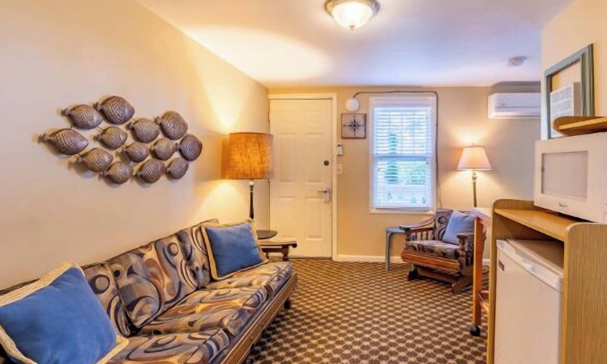 Whitehall Resort | Cottage E - Handicap accessible entrance ramp. 2 bedrooms