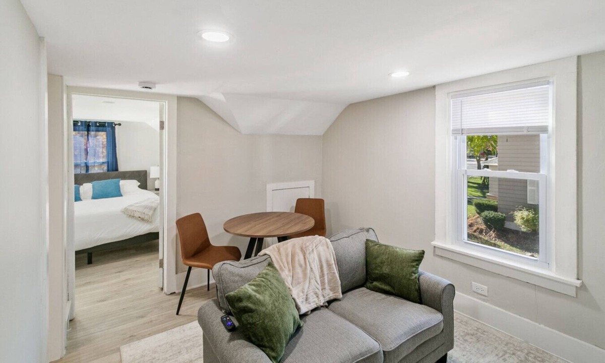 Libertyville Apartment | Cozy Apartment in DT Libertyville, Near Naval Base