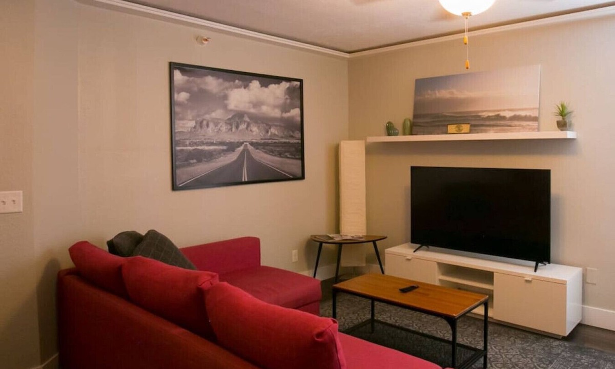 Downtown Omaha Apartment | Cozy Retreat in the Heart of Omaha