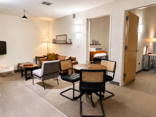 Westown Apartment | Cream City Industrial Loft Near Fiserv with Parking - Suite 3 - Sleeps 8
