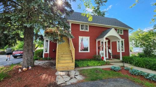 Woodstock Apartment | Cute private apartment near historic Woodstock Square