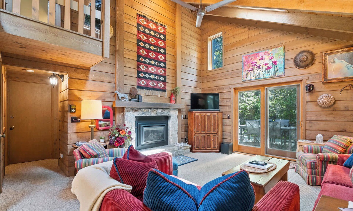 Ellison Bay House | Ellison Bay Retreat - Little House in the Woods