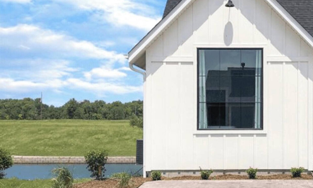 Ottawa House | Family-Friendly Harbor View Home
