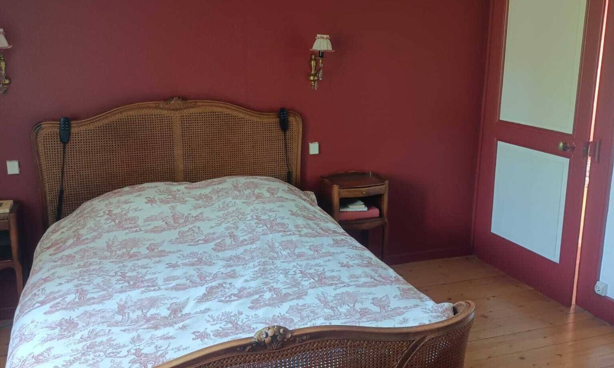 Chambery House | Family home, 15 people, exceptional view, private garden, near Lac du Bourget