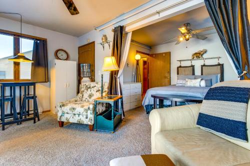 Neenah Apartment | Fish, Hike & Unwind: Studio 2 Mi to Lake Winnebago