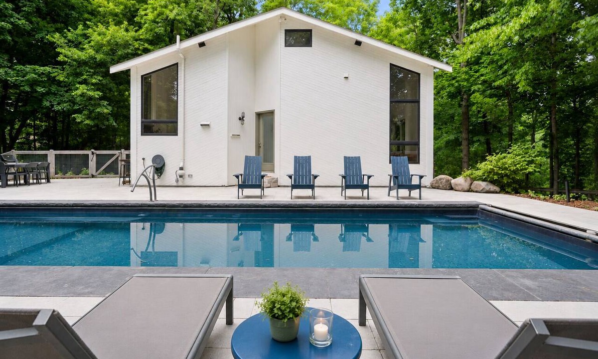 Fontana-on-Geneva Lake House | Fontana Home With Pool and Hot Tub Minutes from the Lake