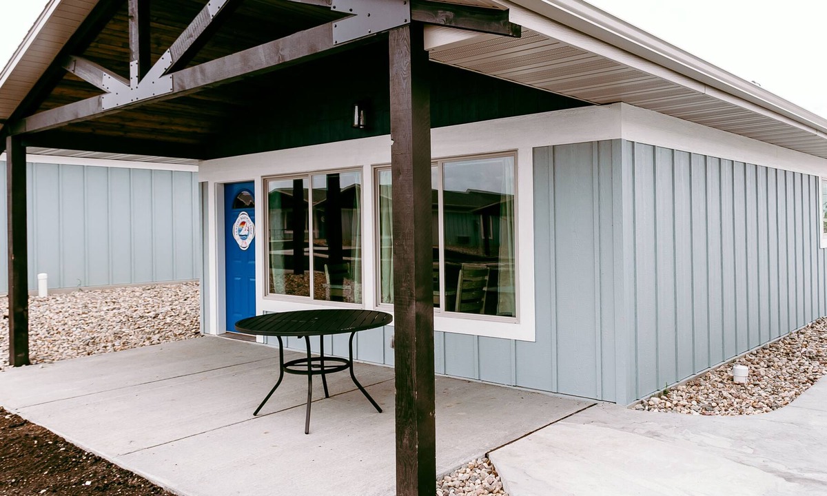 Spirit Lake Cottage | Fun, Affordable Boat Cottages