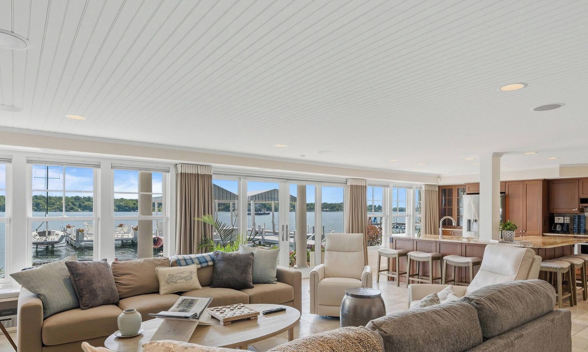 Lake Geneva House | Geneva Lakefront Home, Steps from Water! Pier Access A+ Lake Views, Minutes frm Downtown Lake Geneva