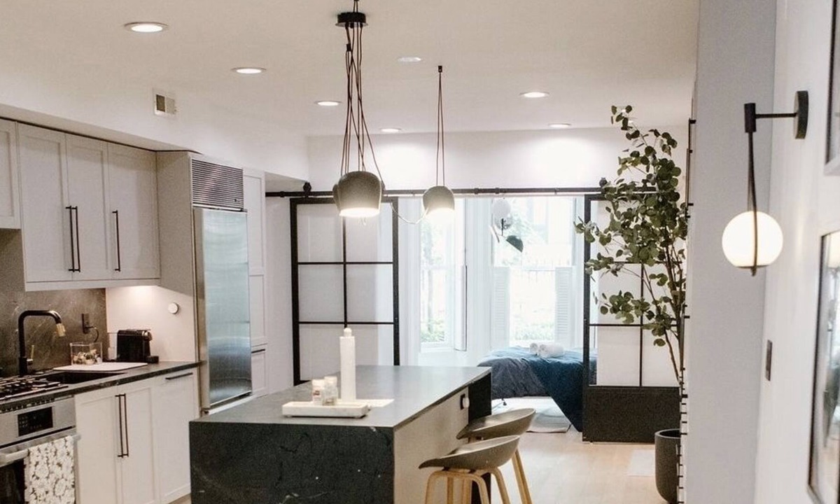 Mid-North District Other | Gorgeous, Brand new, in amazing location - minutes from the beach!