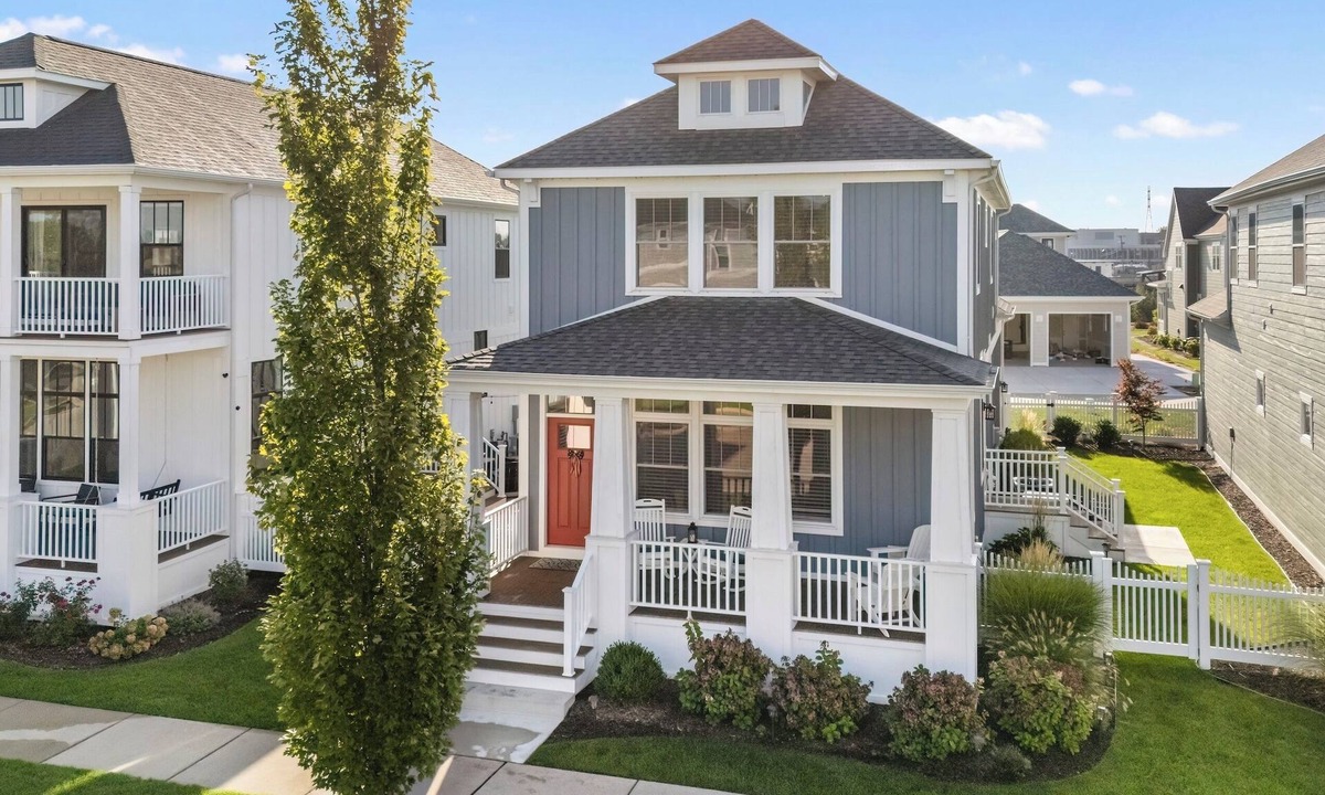 Saint Joseph House | Harbor Shores 3BR in St. Joseph | Community Pool, Sleeps 8, Near Silver Beach