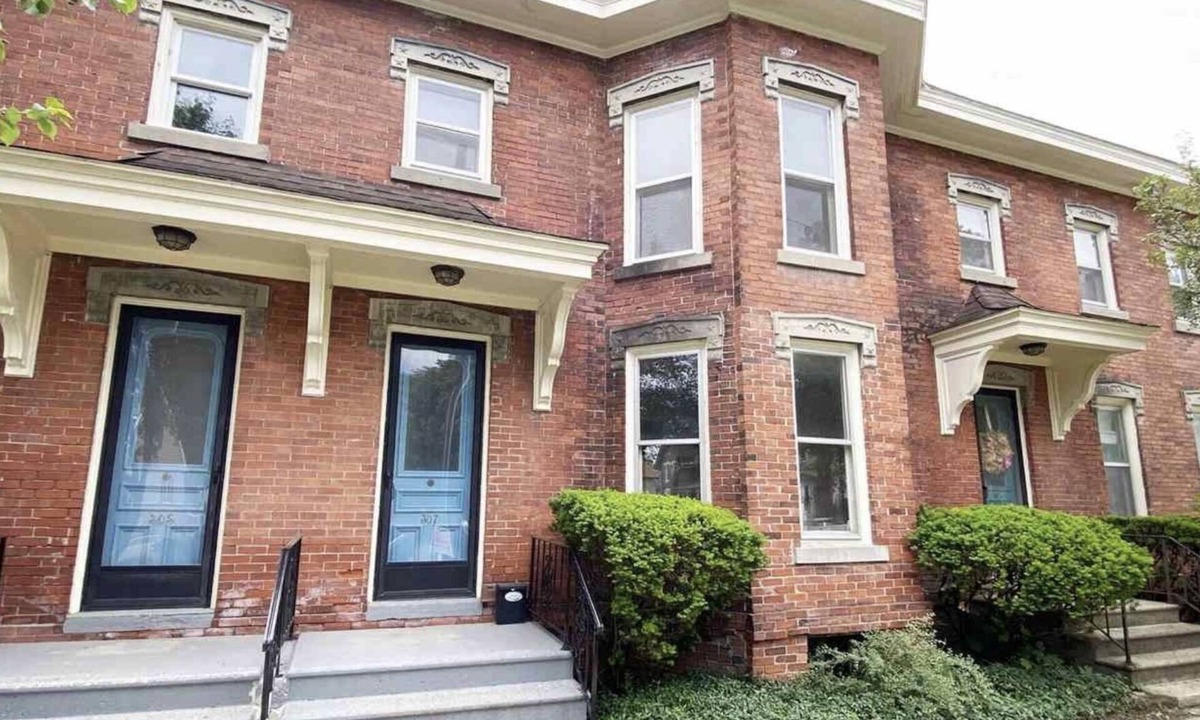 Owosso Condo | Historic Downtown Owosso Condo