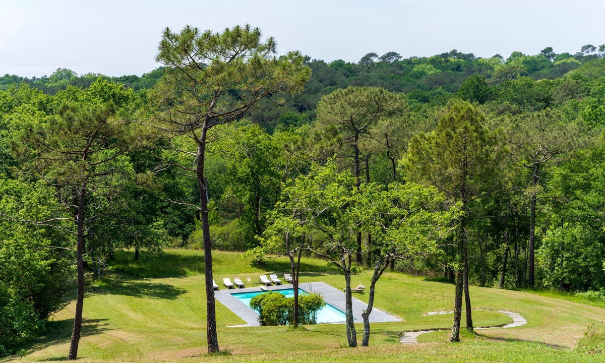 Saint-Martin-de-Seignanx House | Holiday Home 'Espace, Luxe, Calme Et Nature' with Mountain View and Air Conditioning