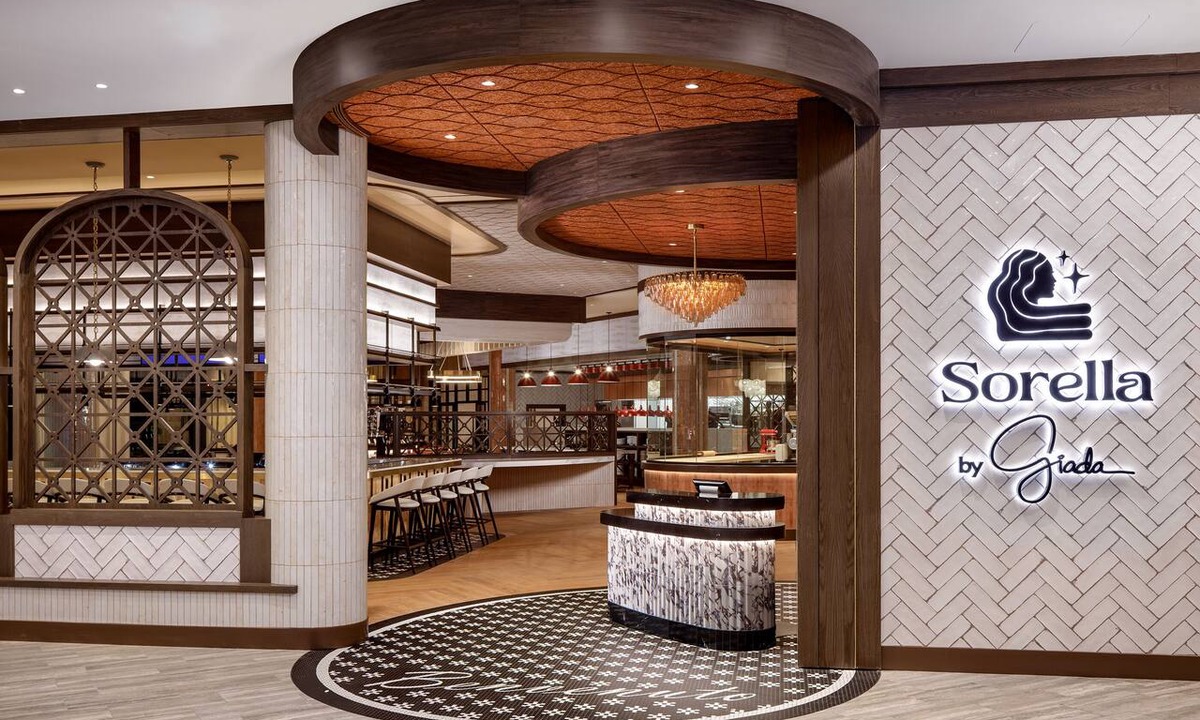 Aurora Hotel | Hollywood Casino Aurora