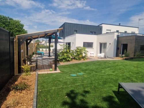 Binic House | La pérouse