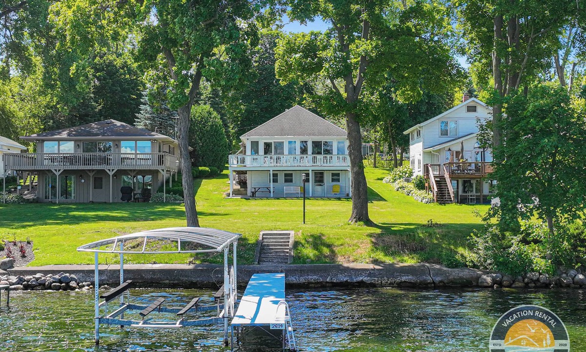 Delavan Lake House | Lake Delavan Lakefront Home, Pier, Sleeps 6