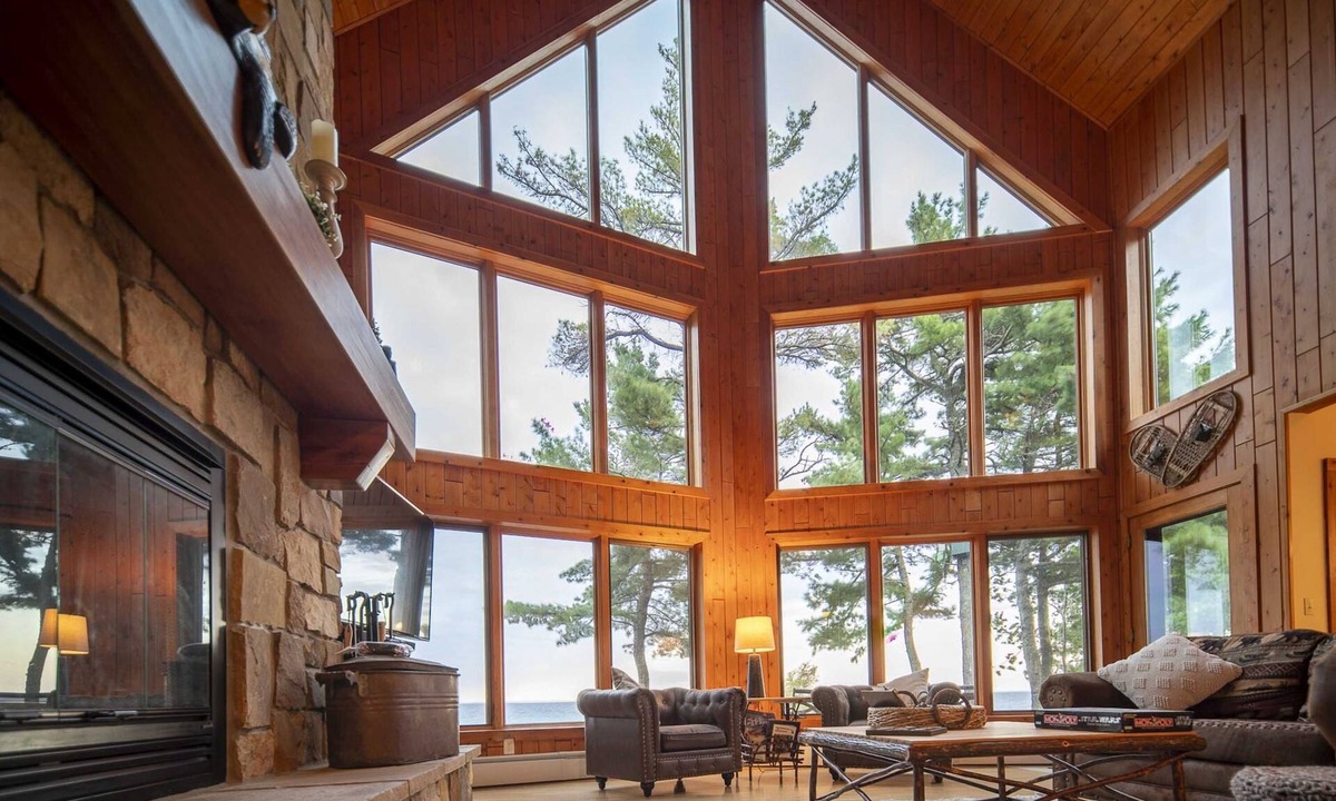 Whitefish Point Cabin | Lake Superior Cabin, 4BR, Sleeps 10, Private Beach