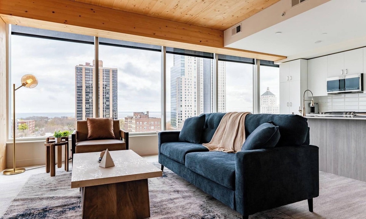 East Town Apartment | Landing | Amazing 3BD, Game Room, Pool