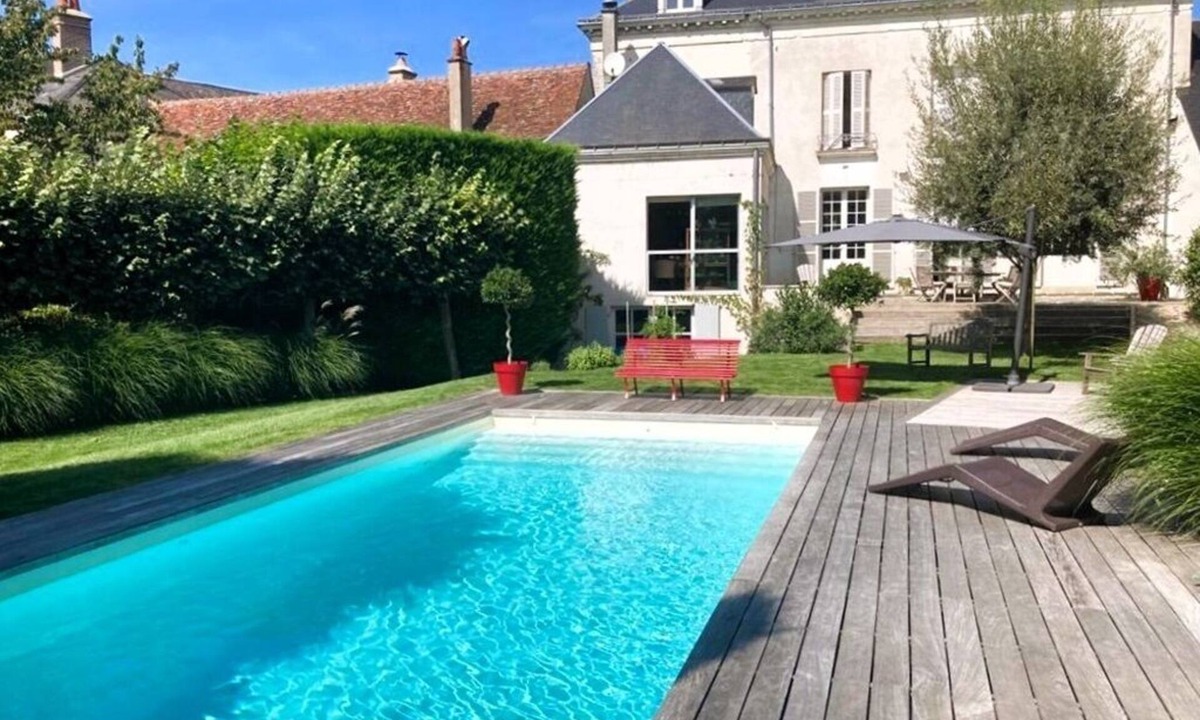 Saint-Avertin House | Large house with swimming pool on the banks of the Cher