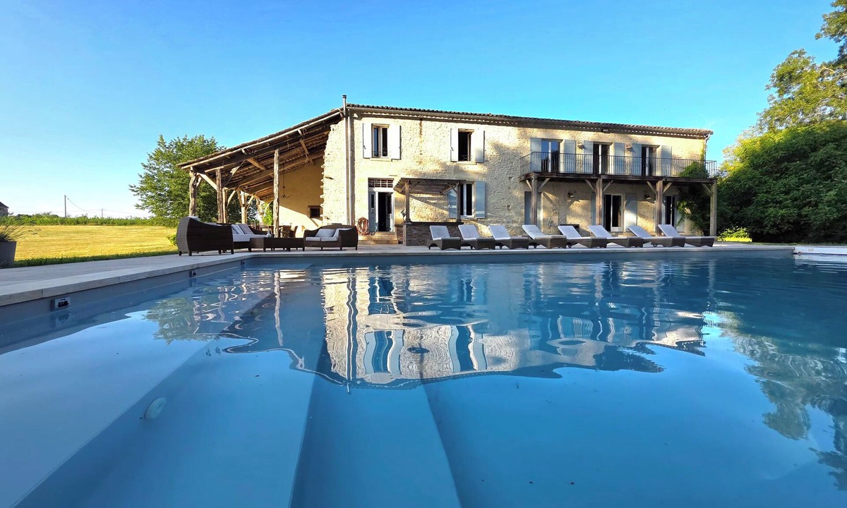 Cours-de-Monsegur House | Large private house with swimming pool-15 pers,park, billiards, children's games