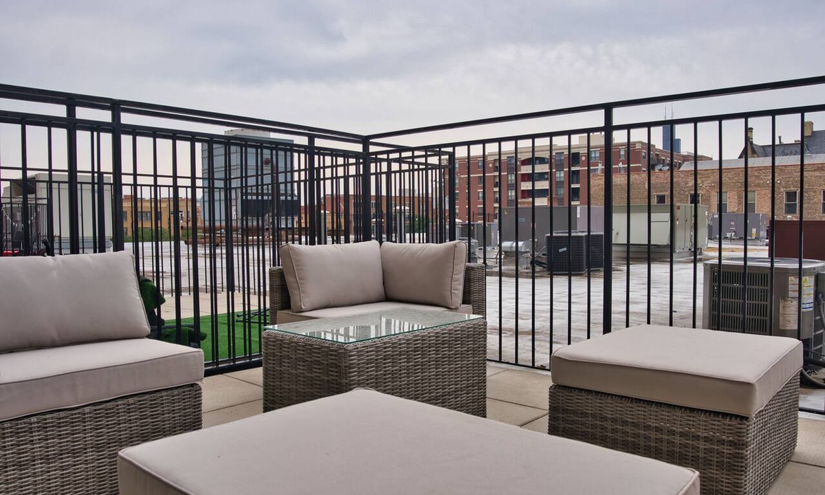 Near South Side Hotel | Luxury 3BR Suite with Patio & Skyline Views, Near McCormick
