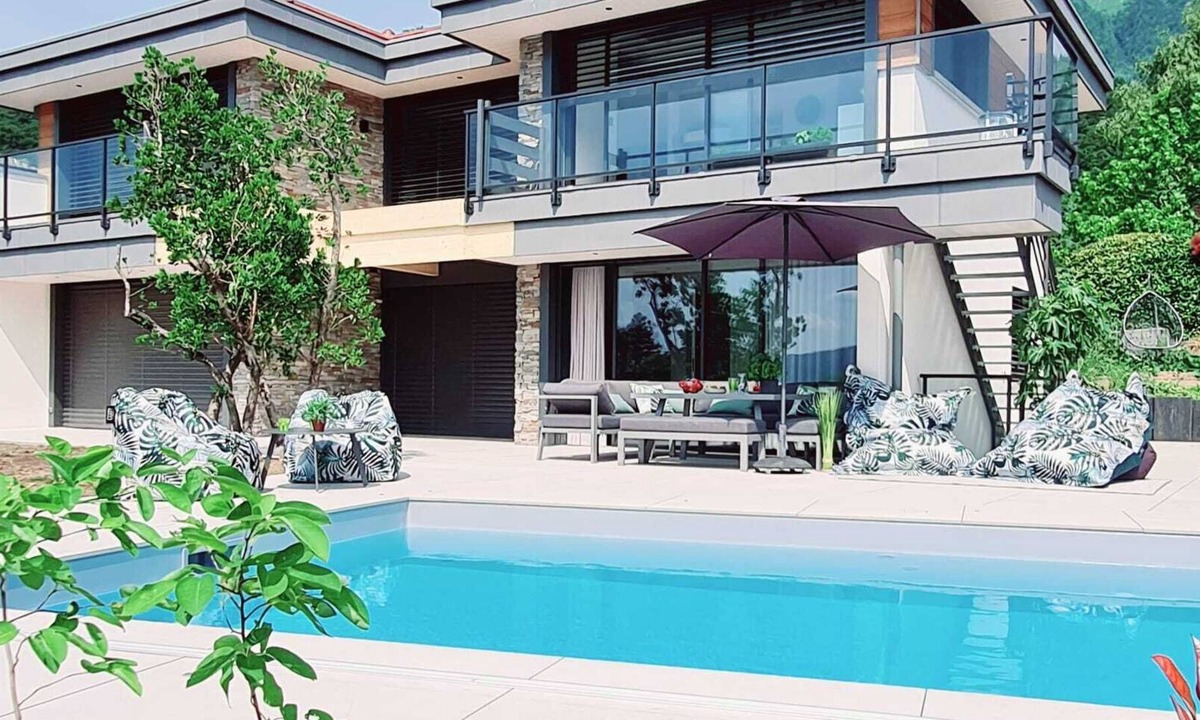Menthon-Saint-Bernard Villa | Magnificent modern villa in Menthon with swimming pool in a quiet location 8 minutes' walk from the town center