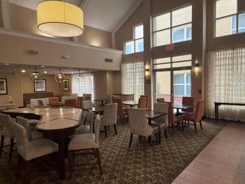 East Beltline Hotel | MainStay Suites Grand Rapids Southeast - Kentwood