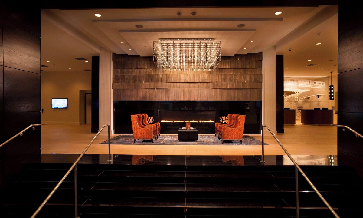 East Town Hotel | Marriott Milwaukee Downtown
