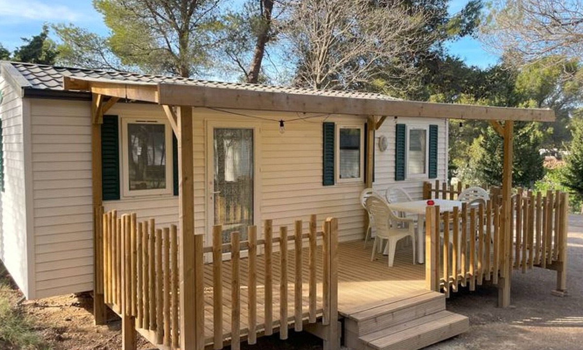 Lezignan-Corbieres House | Mobile Home with Terrace in Lézignan-Corbières, 6 persons