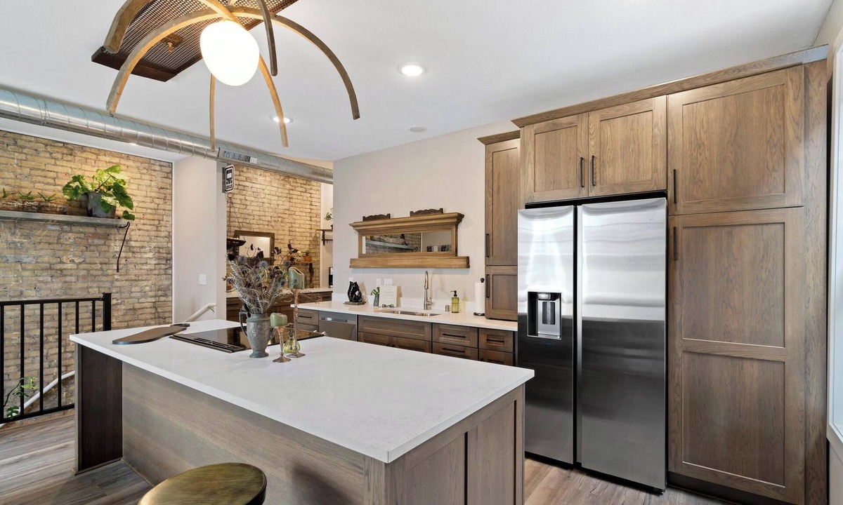 Fifth Ward Condo | New! Condo, Garage, Parking, Downtown