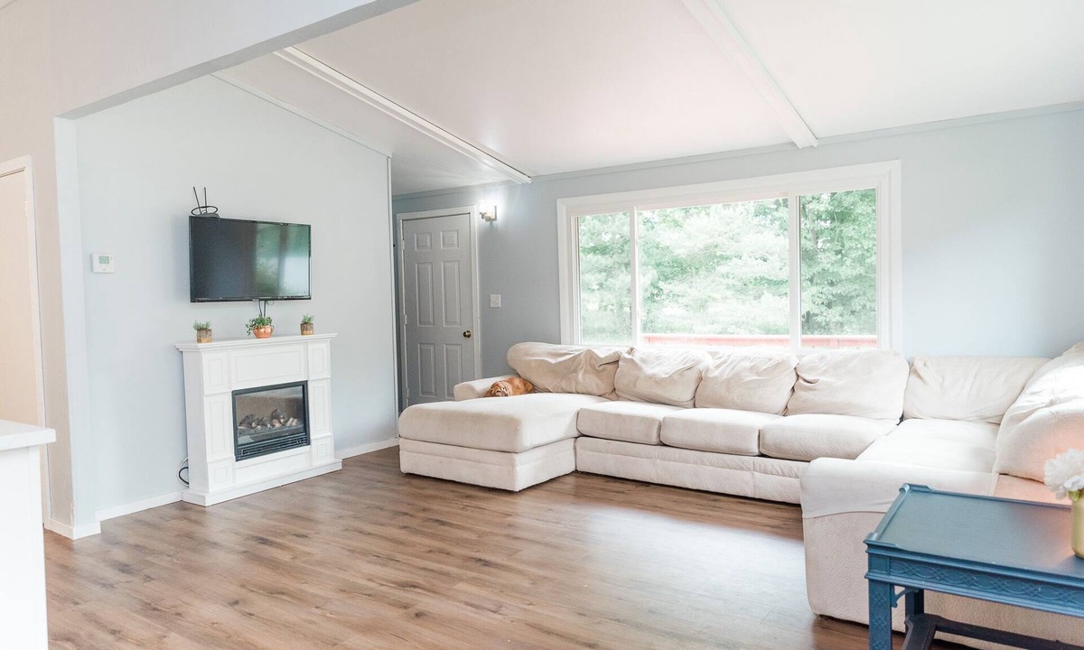 Rhinelander House | Northwoods Country Getaway! 40 acres to play and enjoy! No Cleaning Fee!