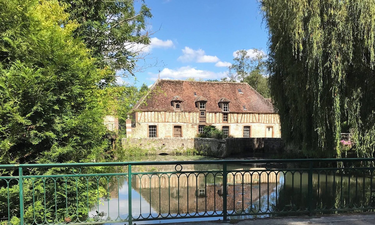 Chaudon House | OLD WATER MILL