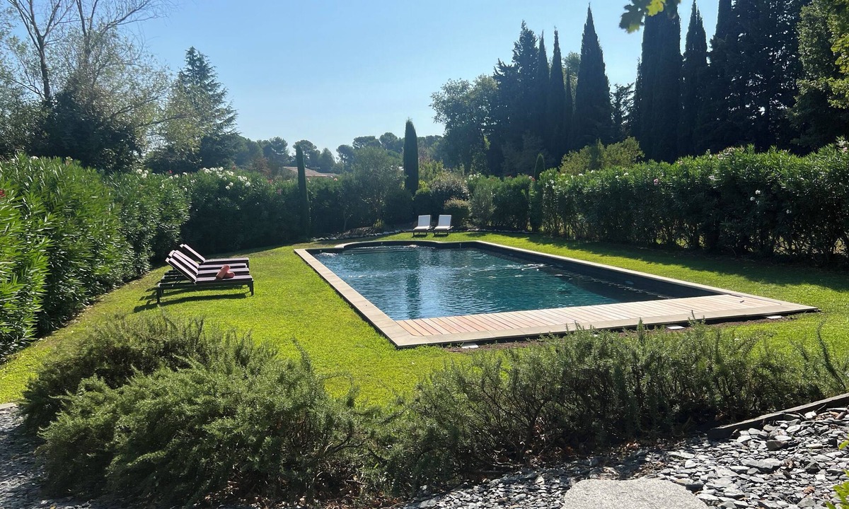 St.-Remy-de-Provence Villa | Opulent Private Villa. Private Heated Pool, 5 minute drive to center