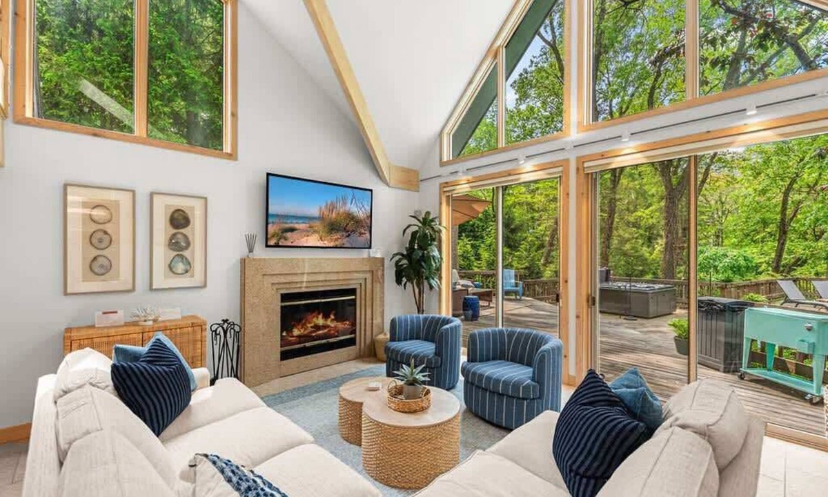 Michiana House | Poolside Retreat w/Hot Tub + Walk to LK MI Beach