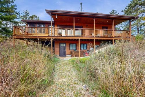 Oxford House | Prairie Flowers at Peppermill Lake