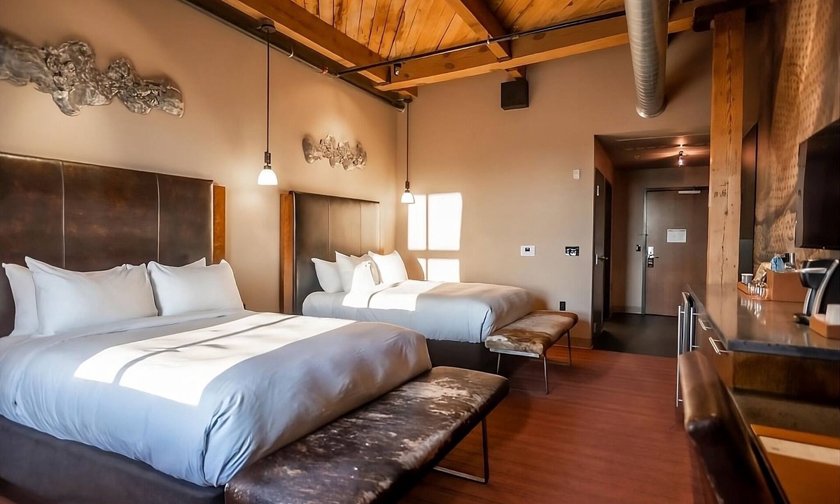Fifth Ward Hotel | Premium Loft Two Queen Beds at The Iron Horse Hotel, Pet-Friendly!